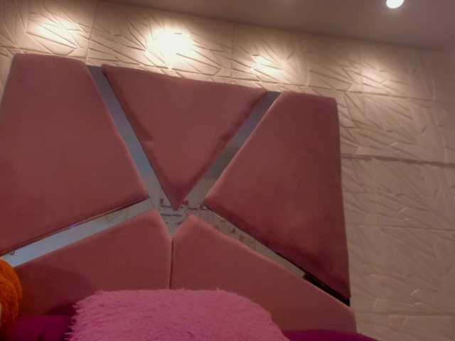 sol-angel live cam on BongaCams
