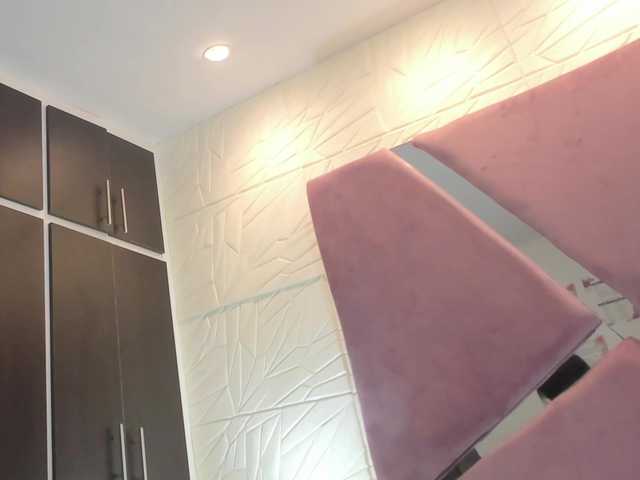 sol-angel live cam on BongaCams