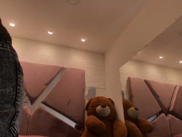 sol-angel live cam on BongaCams