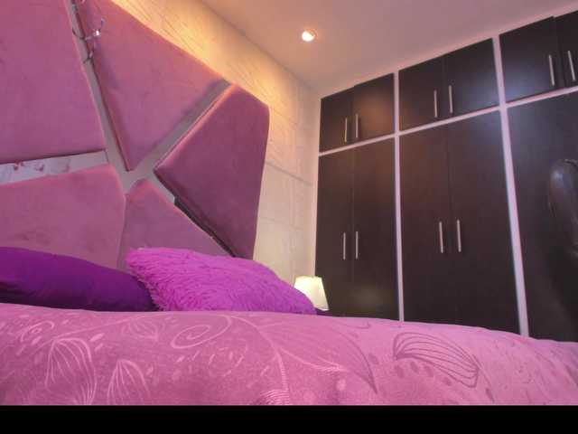 sol-angel live cam on BongaCams