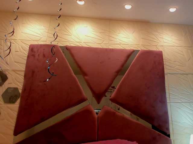 sol-angel live cam on BongaCams