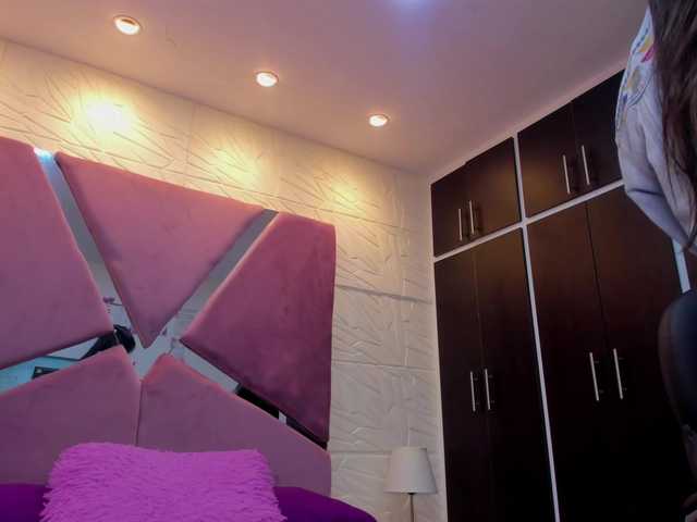 sol-angel live cam on BongaCams