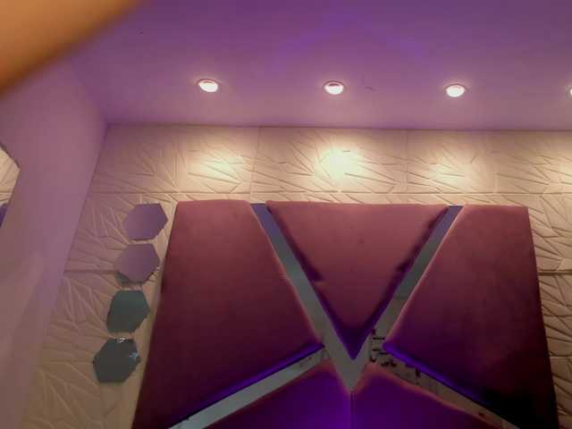 sol-angel live cam on BongaCams