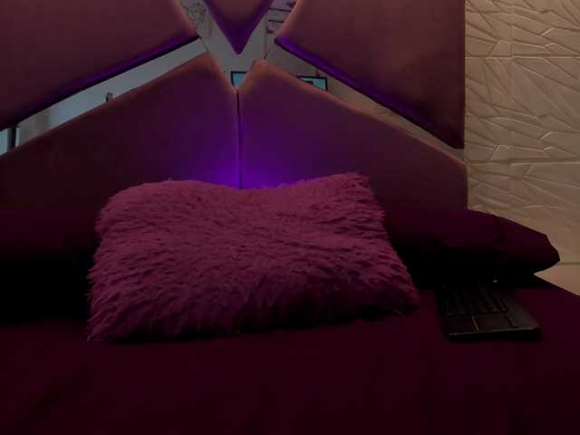 sol-angel live cam on BongaCams