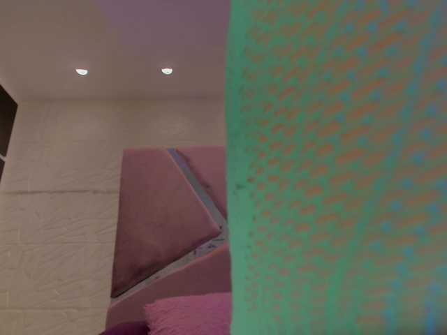 sol-angel live cam on BongaCams