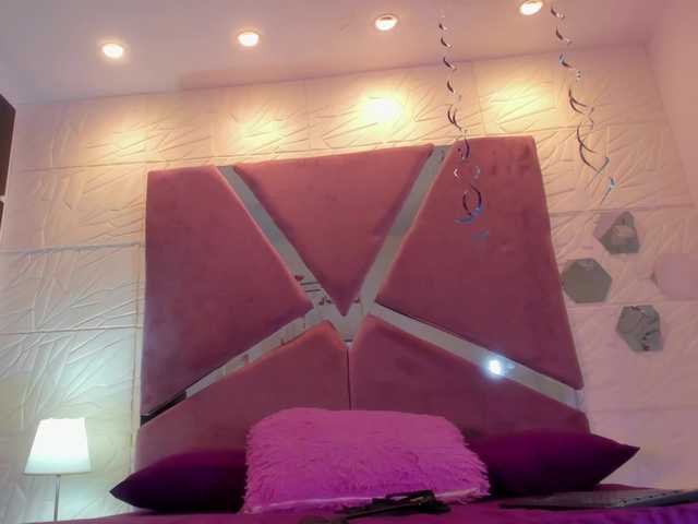 sol-angel live cam on BongaCams