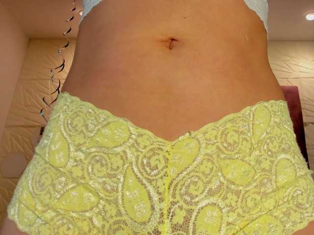 sol-angel live cam on BongaCams