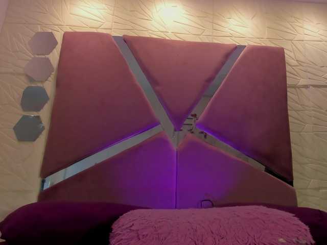 sol-angel live cam on BongaCams
