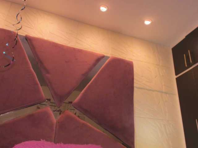 sol-angel live cam on BongaCams