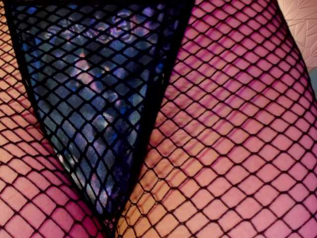 sol-angel live cam on BongaCams