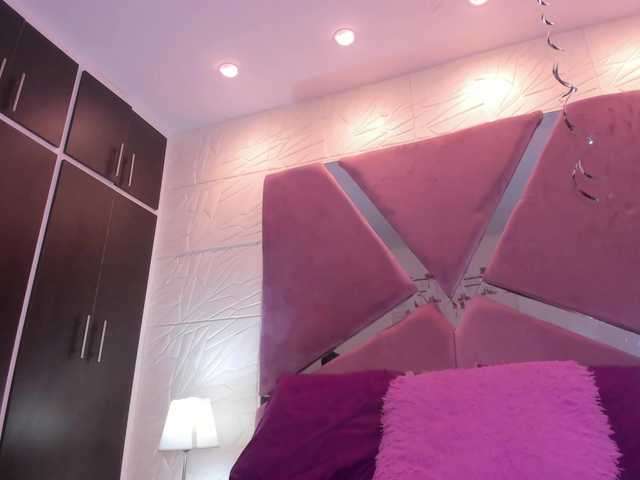 sol-angel live cam on BongaCams