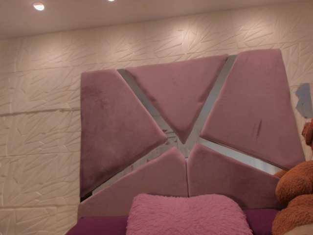 sol-angel live cam on BongaCams