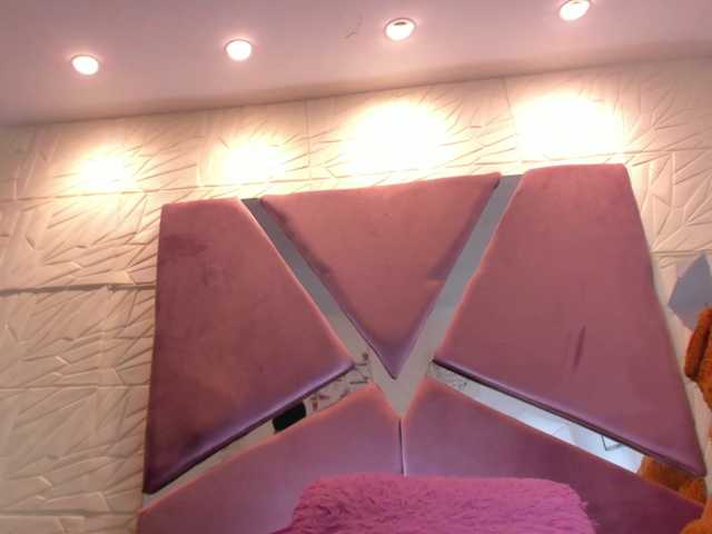 sol-angel live cam on BongaCams