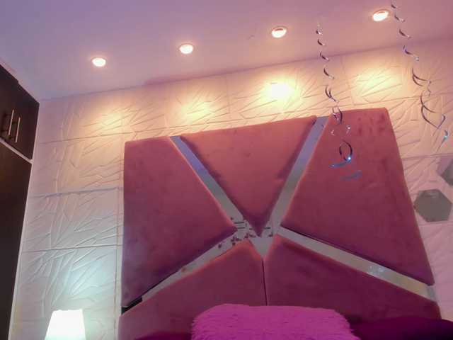 sol-angel live cam on BongaCams