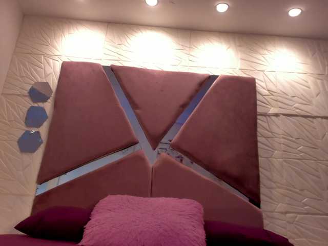 sol-angel live cam on BongaCams