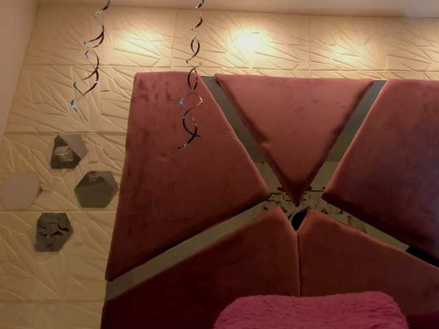 sol-angel live cam on BongaCams