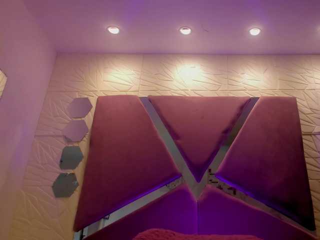 sol-angel live cam on BongaCams