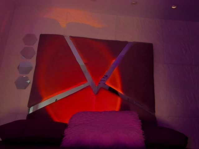 sol-angel live cam on BongaCams