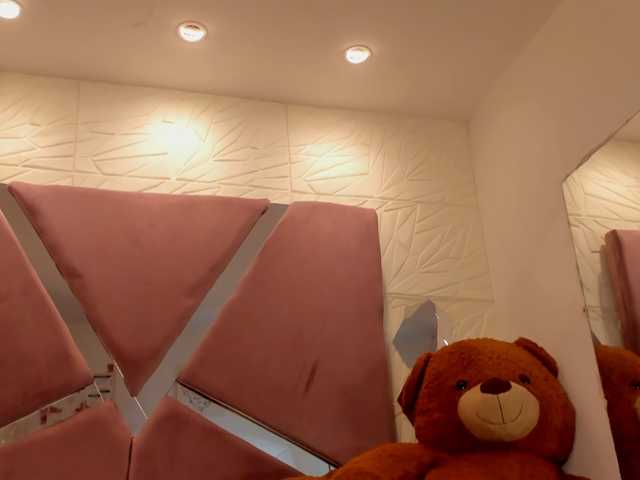 sol-angel live cam on BongaCams