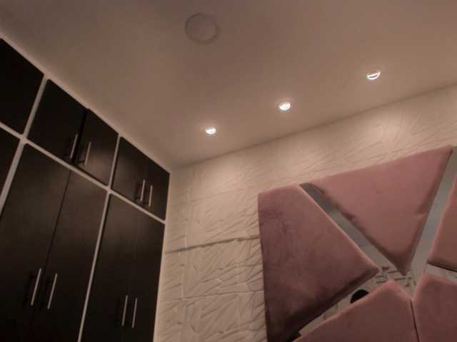 sol-angel live cam on BongaCams