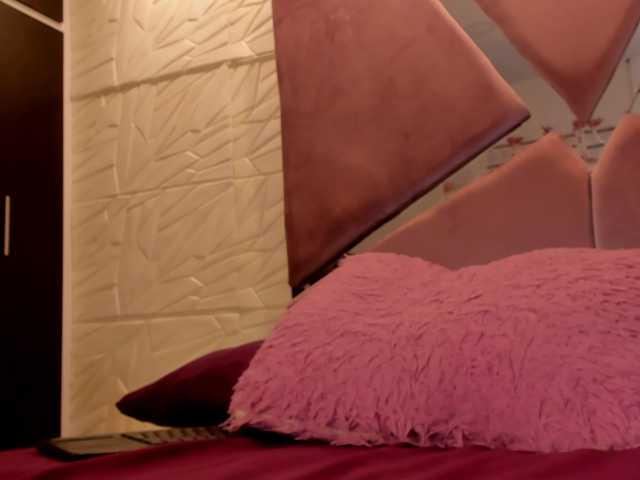 sol-angel live cam on BongaCams