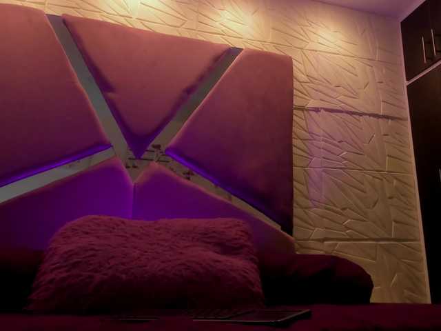 sol-angel live cam on BongaCams