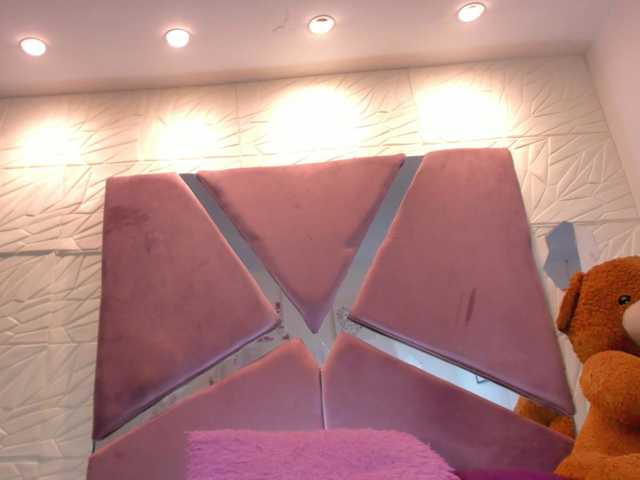 sol-angel live cam on BongaCams