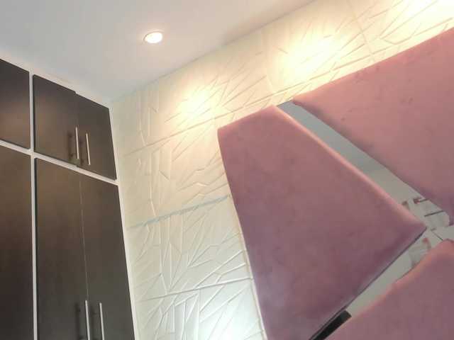 sol-angel live cam on BongaCams