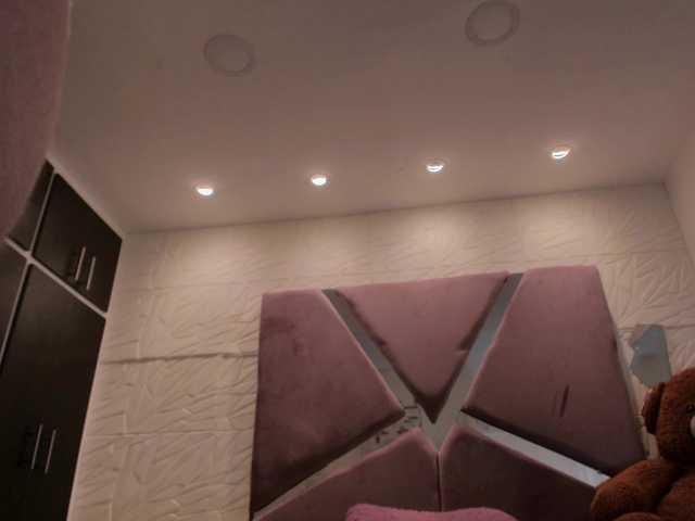 sol-angel live cam on BongaCams