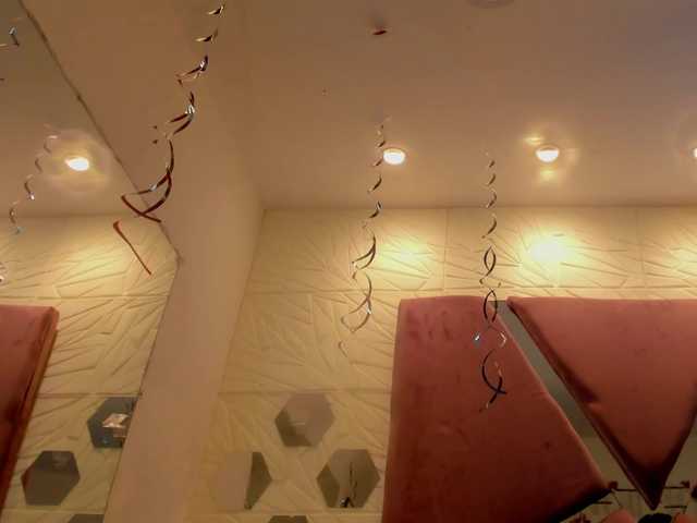 sol-angel live cam on BongaCams