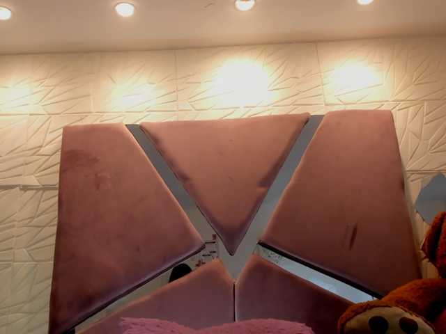sol-angel live cam on BongaCams