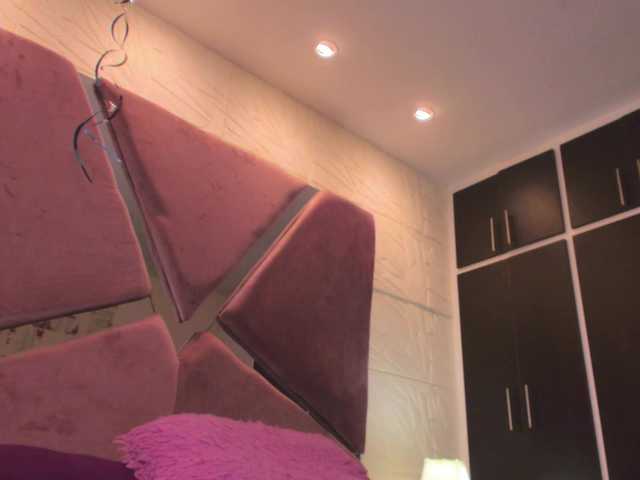 sol-angel live cam on BongaCams