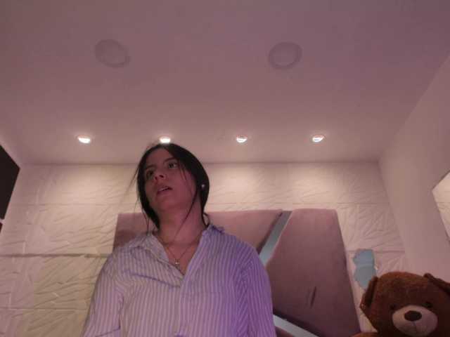 sol-angel live cam on BongaCams