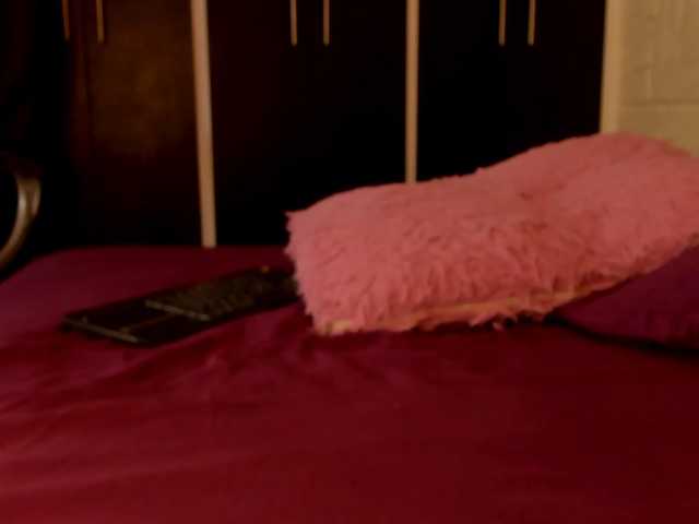 sol-angel live cam on BongaCams