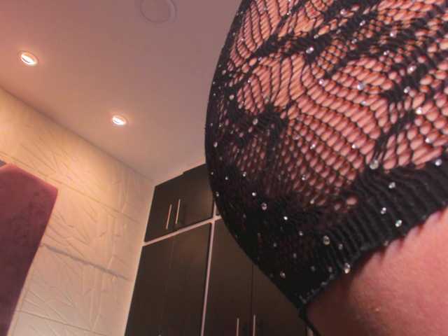 sol-angel live cam on BongaCams