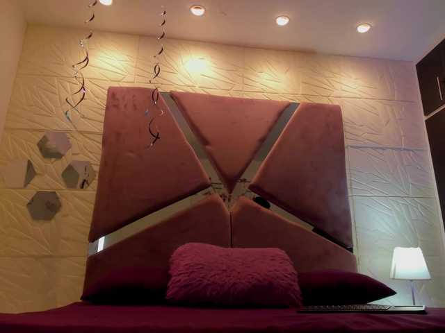 sol-angel live cam on BongaCams