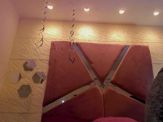 sol-angel live cam on BongaCams
