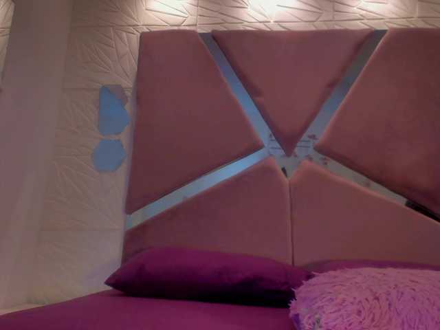 sol-angel live cam on BongaCams