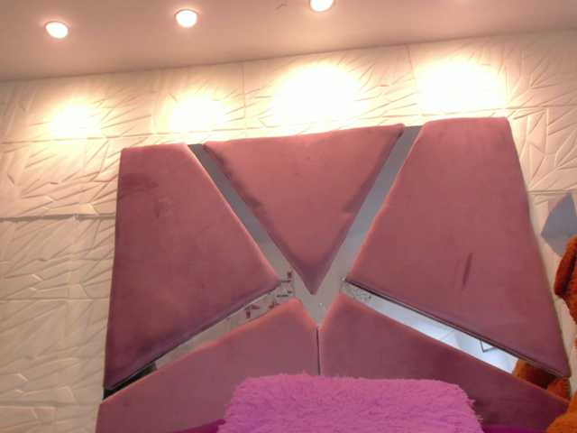 sol-angel live cam on BongaCams