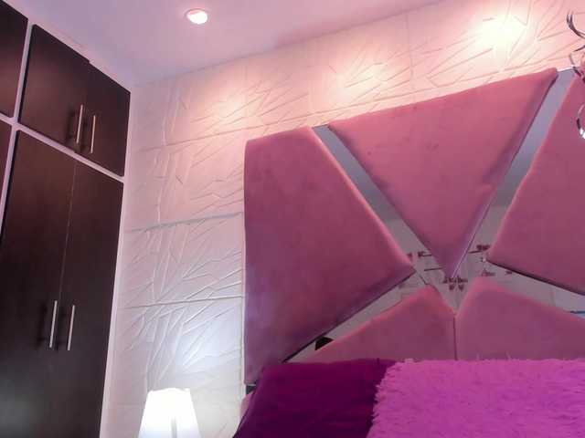 sol-angel live cam on BongaCams