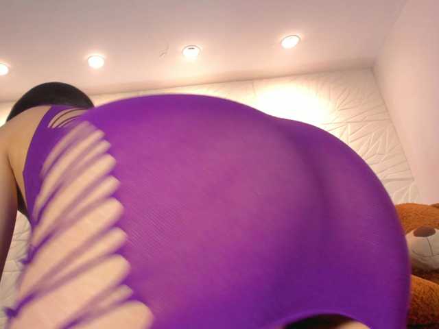 sol-angel live cam on BongaCams