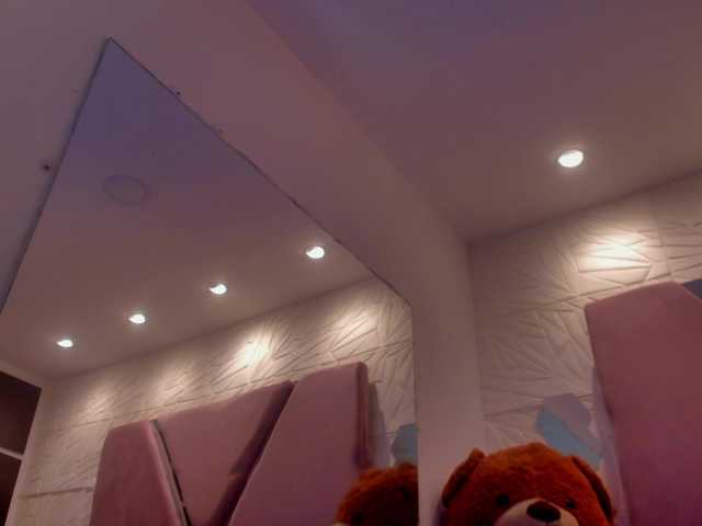 sol-angel live cam on BongaCams