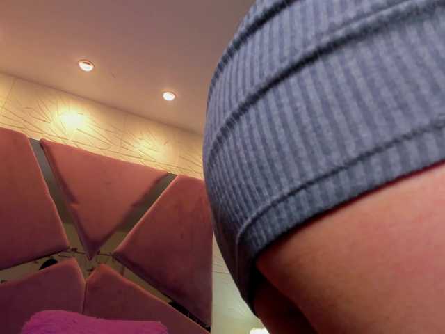 sol-angel live cam on BongaCams