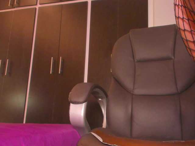 sol-angel live cam on BongaCams