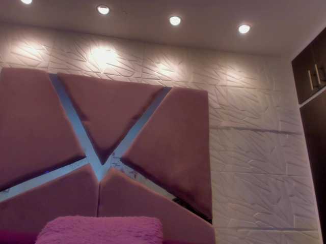 sol-angel live cam on BongaCams