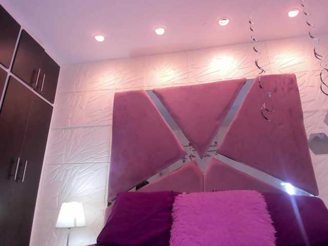sol-angel live cam on BongaCams