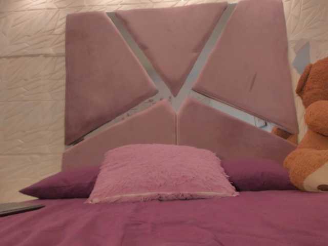sol-angel live cam on BongaCams