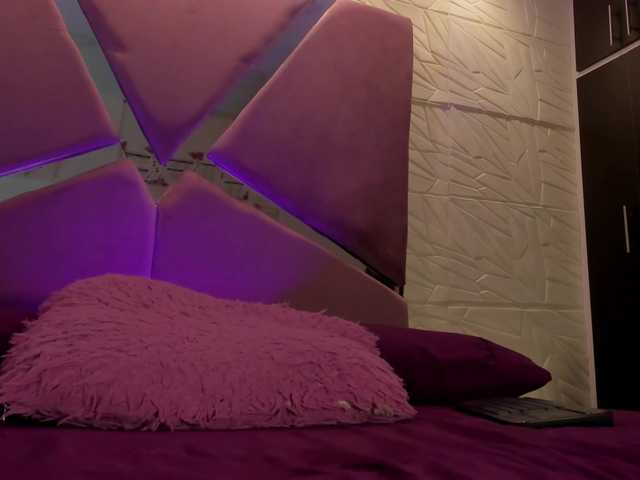 sol-angel live cam on BongaCams