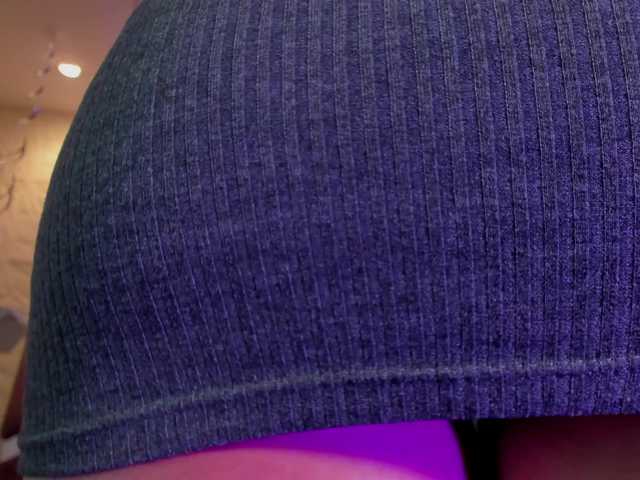 sol-angel live cam on BongaCams