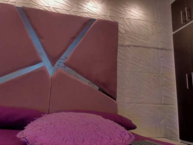 sol-angel live cam on BongaCams